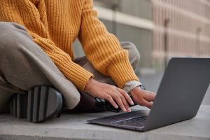 Jak wydłużyć żywotność laptopa poleasingowego